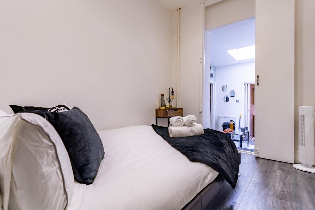 Prime Location - Cosy Apartment Near Emirates Stadium London Kültér fotó